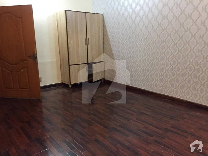 Yousaf Colony Family  Flat For Rent 2 Bedrooms Attach Washrooms