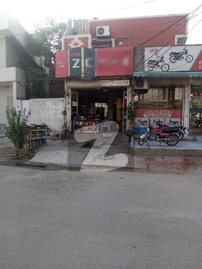 سکیم موڑ ملتان روڈ لاہور میں 3 مرلہ دکان 1.1 کروڑ میں برائے فروخت۔