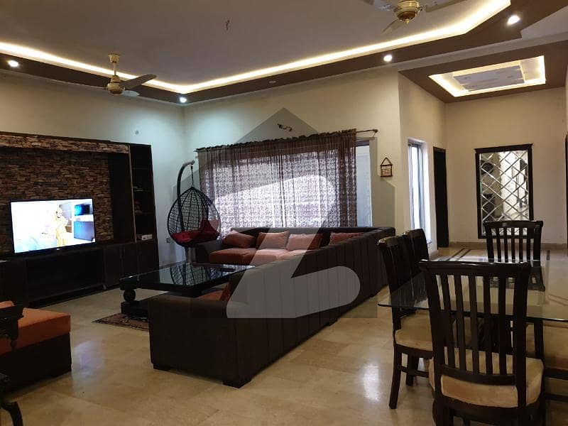 مسلم نگر ہاؤسنگ سکیم لاہور میں 4 کمروں کا 1 کنال مکان 2.85 کروڑ میں برائے فروخت۔