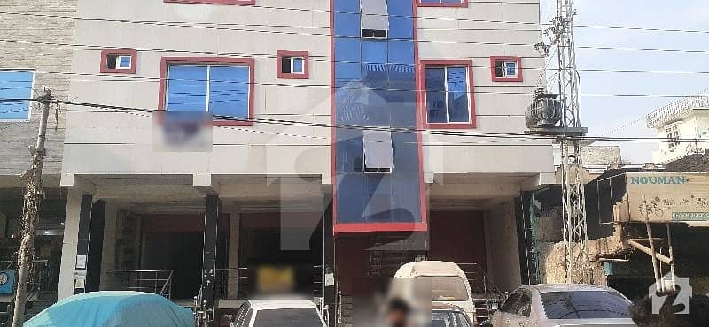 کری روڈ راولپنڈی میں 9 مرلہ عمارت 7.5 کروڑ میں برائے فروخت۔