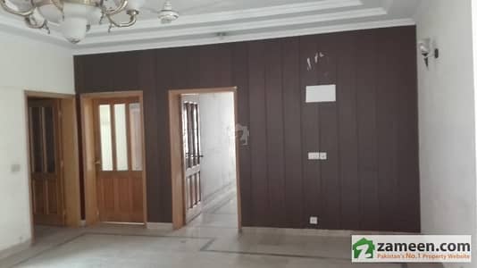 1 Kanal Lower Portion For Rent In Gulberg 2