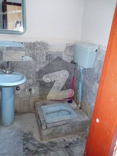 غوری گارڈن غوری ٹاؤن اسلام آباد میں 1 کمرے کا 3 مرلہ کمرہ 6 ہزار میں کرایہ پر دستیاب ہے۔