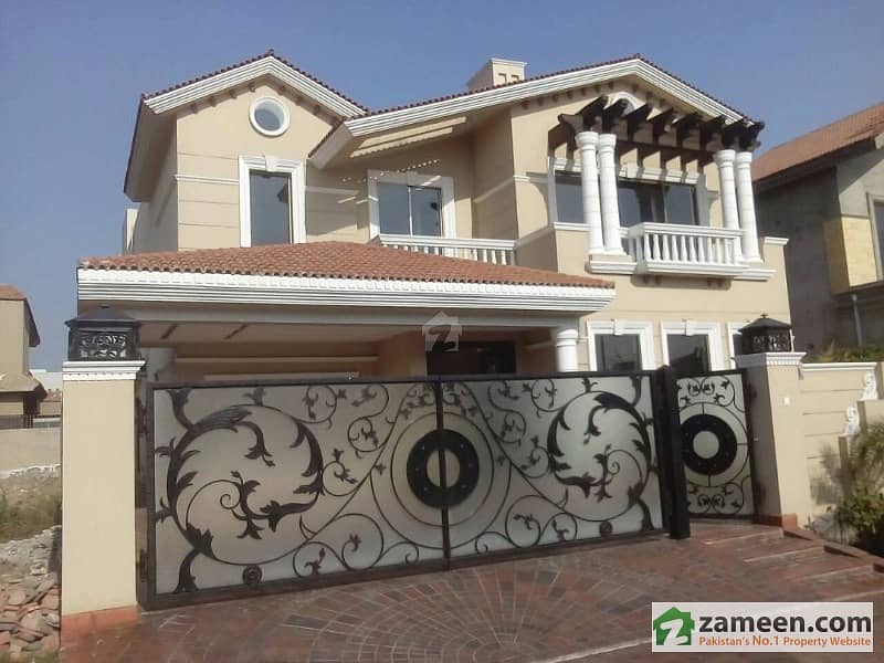 1 Kanal Brand New Galleria Design Latest Front Elevation Spanish Villa For Sale 1 Kanal Brand New Galleria Design Latest Front Elevation Spanish Villa For Sale