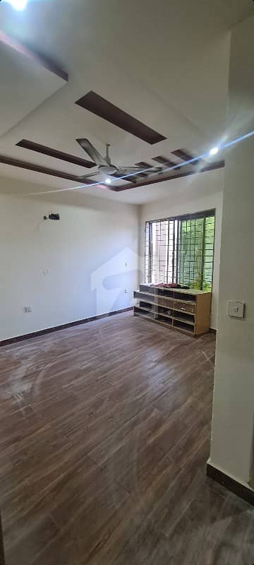 900 Square Feet Flat Is Available For Rent In Dc Colony