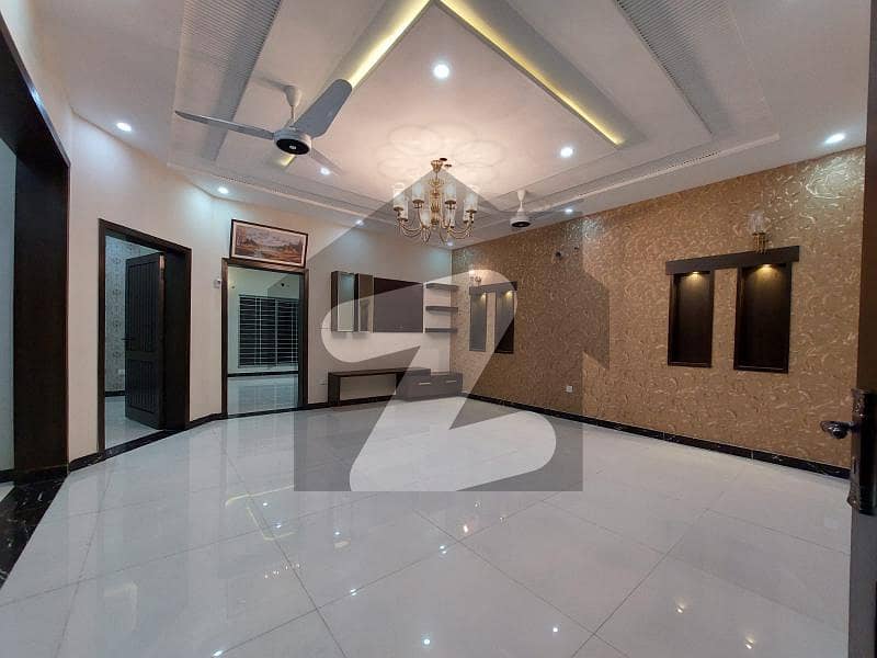 10 Marla Brand New House Ideal Location House for Sale in Bahria Town