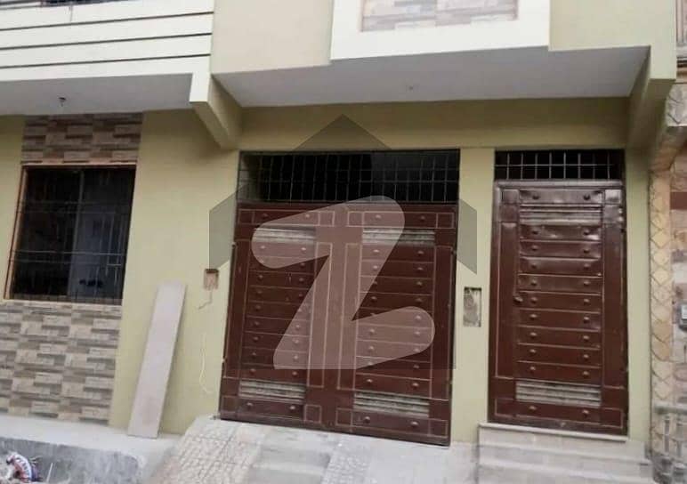 Officer Colony No 2 Madina Town 7 Marla Upper Portion Gate Alag For Rent