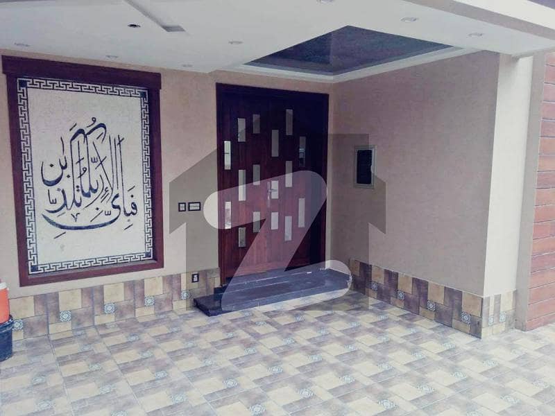 بحریہ ٹاؤن ۔ غزنوی بلاک بحریہ ٹاؤن ۔ سیکٹر ایف بحریہ ٹاؤن لاہور میں 5 کمروں کا 10 مرلہ مکان 95 ہزار میں کرایہ پر دستیاب ہے۔