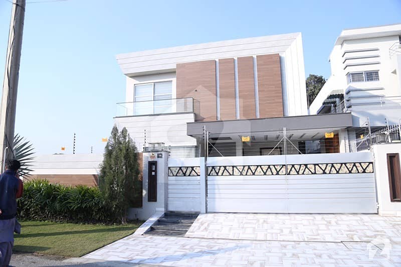 A Beautiful And Fully Furnished House With Elegant Interior