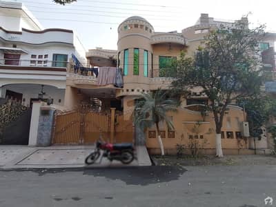 واپڈا ٹاؤن گوجرانوالہ میں 2 کمروں کا 10 مرلہ بالائی پورشن 25 ہزار میں کرایہ پر دستیاب ہے۔ واپڈا ٹاؤن گوجرانوالہ میں 2 کمروں کا 10 مرلہ بالائی پورشن 25 ہزار میں کرایہ پر دستیاب ہے۔