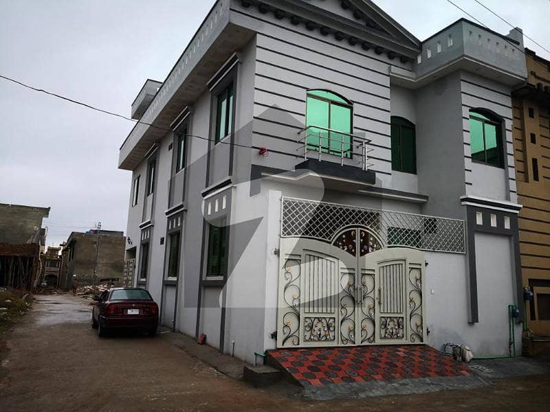 مہربان کالونی اسلام آباد میں 5 کمروں کا 6 مرلہ مکان 1.42 کروڑ میں برائے فروخت۔