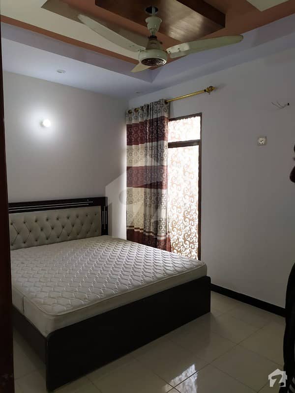 2 Bed Dd Apartment For Sale In Model Colony Mustafa Arcade