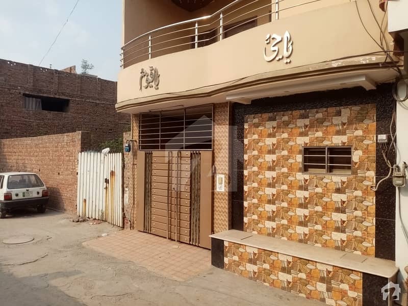 Ideal 5 Marla House has landed on market in Al Fayaz Colony, Faisalabad
