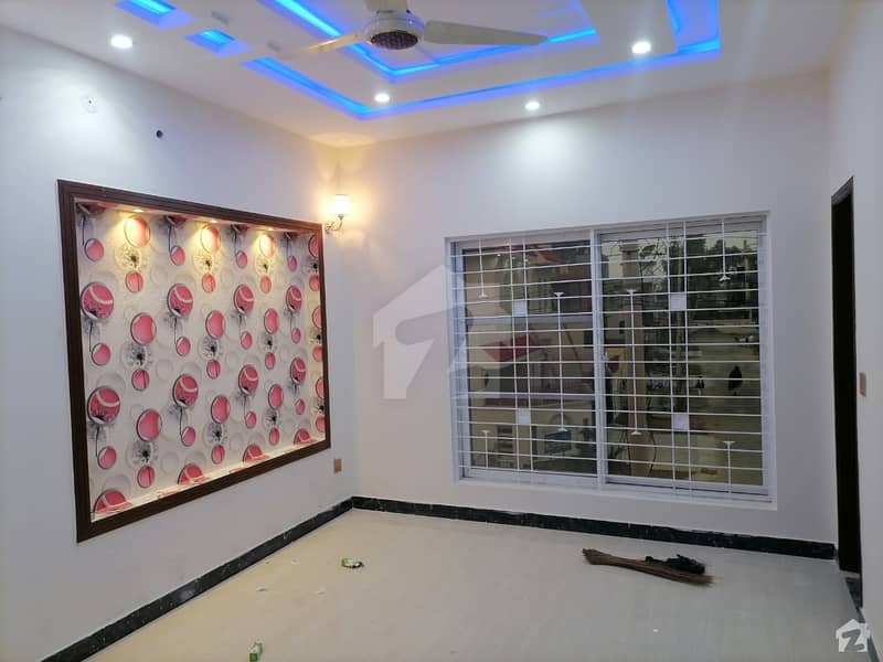 A Palatial Residence For Sale In Chinar Bagh Lahore