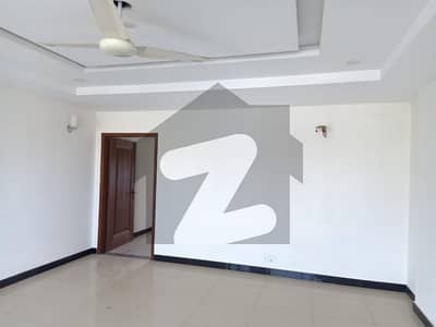 بحریہ ٹاؤن سیکٹر سی بحریہ ٹاؤن لاہور میں 1 کمرے کا 3 مرلہ فلیٹ 55 لاکھ میں برائے فروخت۔