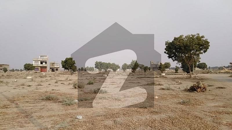 Ideally Located Commercial Plot Of 480 Square Yards Is Available For Sale In Karachi