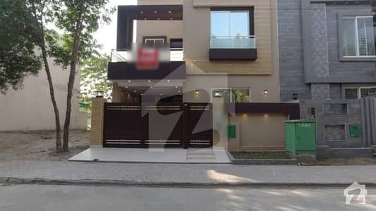 House For Rs 17,000,000 Available In Bahria Town - Sector E House For Rs 17,000,000 Available In Bahria Town - Sector E