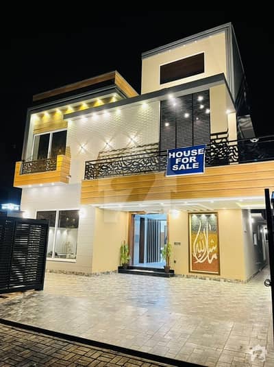 Brand New Luxury House For Sale In Bahria Town Lahore