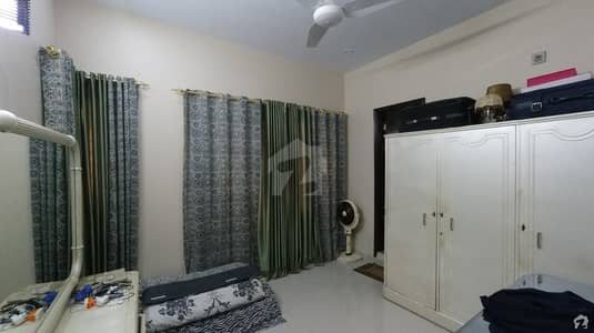 ڈی ایچ اے فیز 7 ایکسٹینشن ڈی ایچ اے ڈیفینس کراچی میں 4 کمروں کا 4 مرلہ مکان 3.1 کروڑ میں برائے فروخت۔