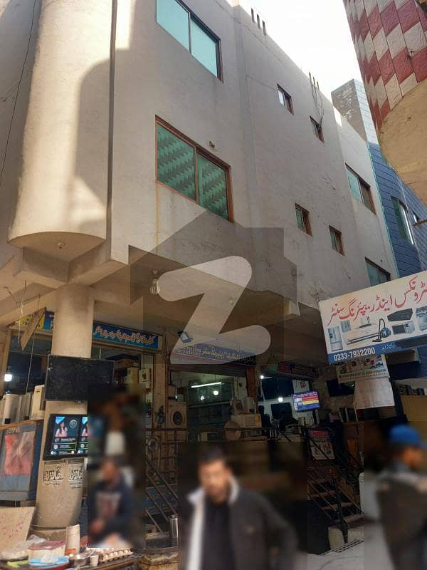پی ڈبلیو ڈی ہاؤسنگ سکیم اسلام آباد میں 4 مرلہ عمارت 4.2 کروڑ میں برائے فروخت۔