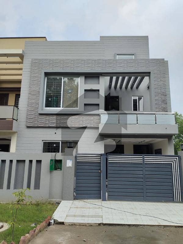 5 Marla Double Storey House For Rent Available In Bahria Orchard Block C Lahore