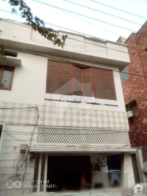 گلبرگ 3 گلبرگ لاہور میں 5 کمروں کا 12 مرلہ مکان 3 کروڑ میں برائے فروخت۔