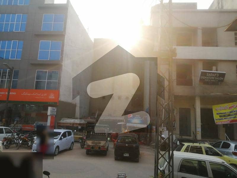 چکلالہ سکیم 3 چکلالہ سکیم راولپنڈی میں 5 مرلہ کمرشل پلاٹ 8.5 کروڑ میں برائے فروخت۔