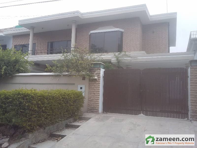 Upper Portion Is Available For Rent Upper Portion Is Available For Rent