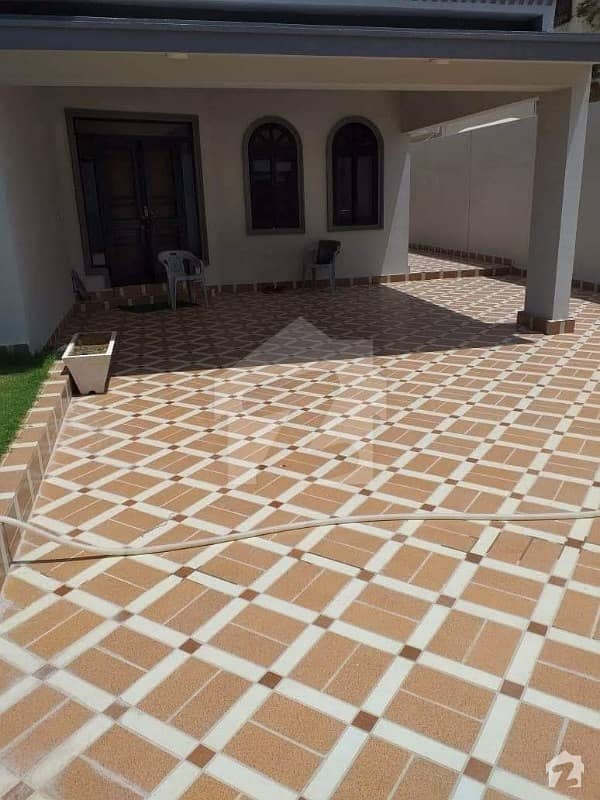 500 Sq Yards Fully Renovated Bungalow Available For Rent 500 Sq Yards Fully Renovated Bungalow Available For Rent