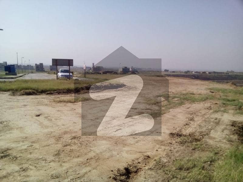 1 Kanal Plot For Sale In Pine Wood City