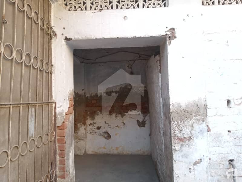 سمن آباد ۔ بلاک این سمن آباد لاہور میں 2 کمروں کا 7 مرلہ مکان 3.5 کروڑ میں برائے فروخت۔
