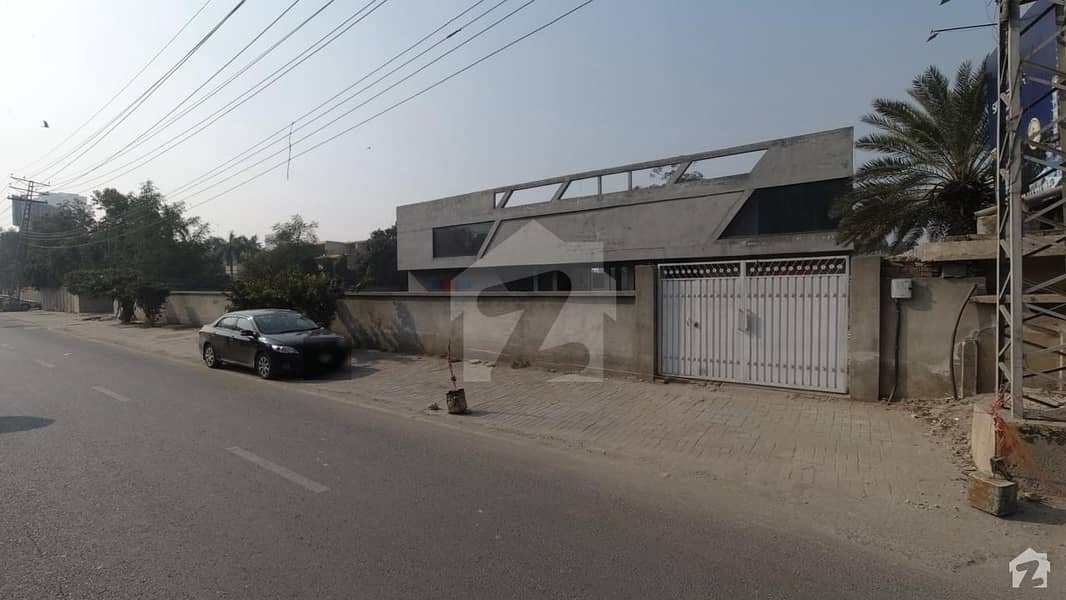 Commercial Building For Available In Gulberg 3