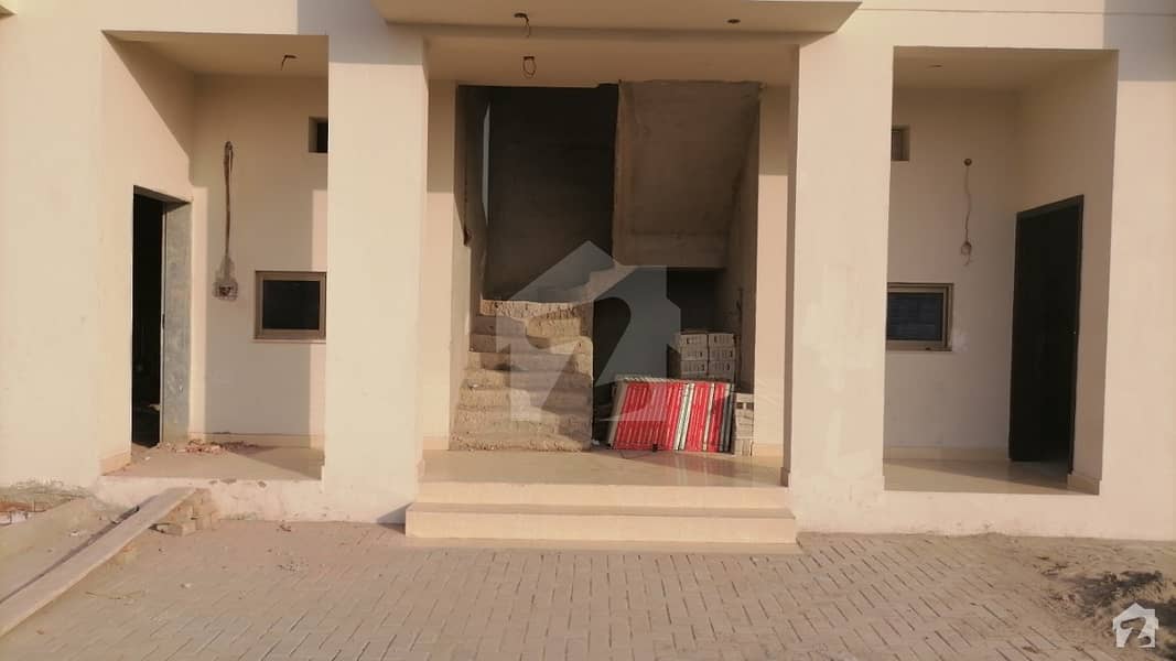 کنگز ٹاؤن رائیونڈ روڈ لاہور میں 2 کمروں کا 5 مرلہ مکان 39 لاکھ میں برائے فروخت۔