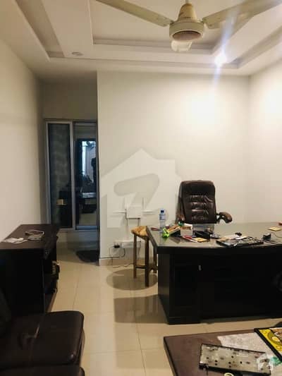 One Bed Apartment For Sale In Gulberg Trade Centre