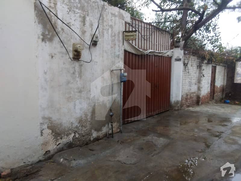 1800 Square Feet House Is Available For Sale In Usman Colony