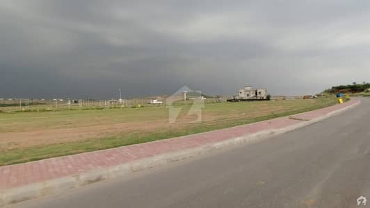 1 Kanal Plot For Sale  In Bahria Town Orchard