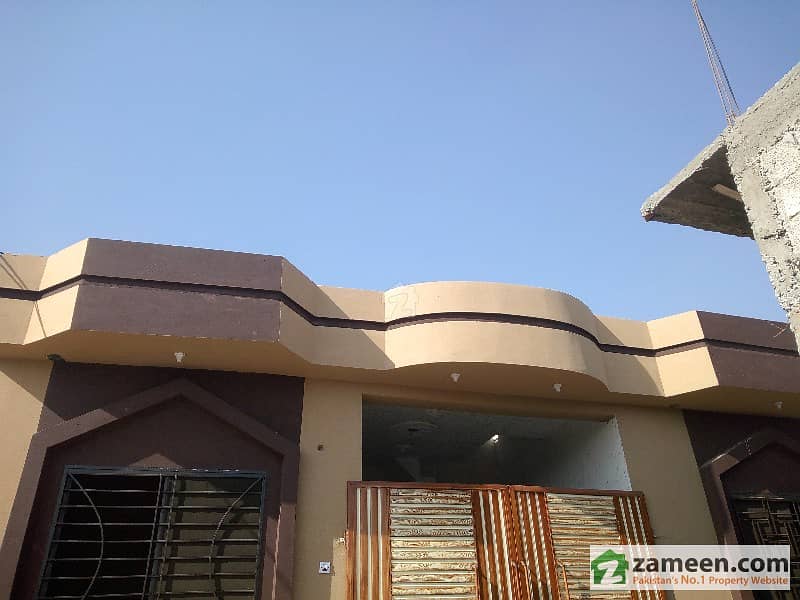 House For Sale  3 Marlas