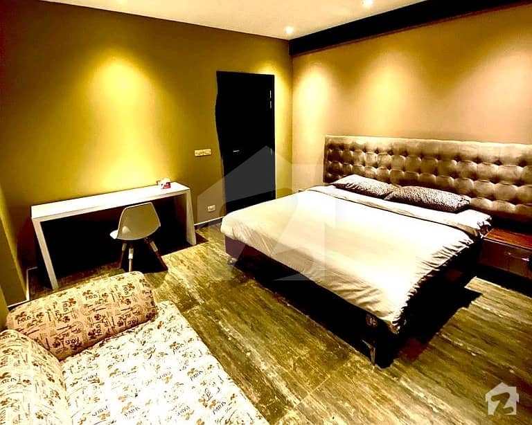 گلبرگ لاہور میں 2 کمروں کا 6 مرلہ فلیٹ 2.35 کروڑ میں برائے فروخت۔