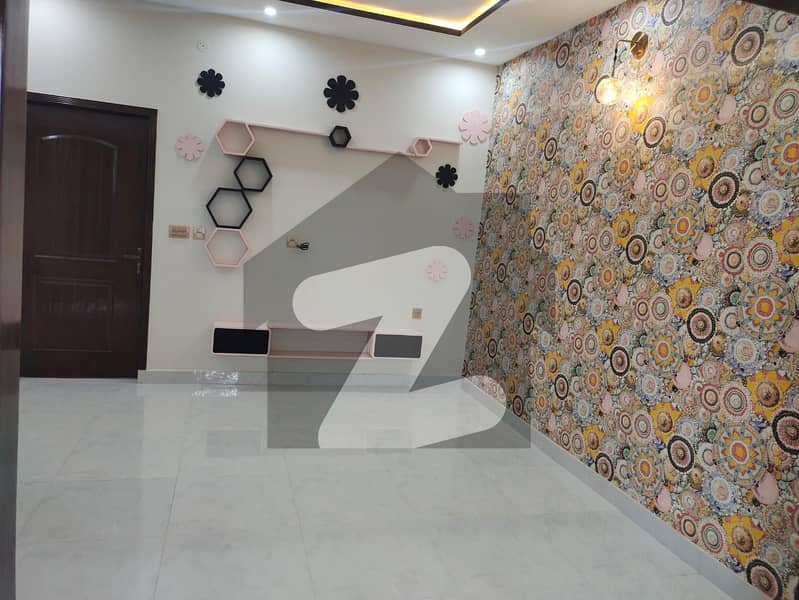 3.5 Marla House Situated In Jeewan City - Phase 4 For sale