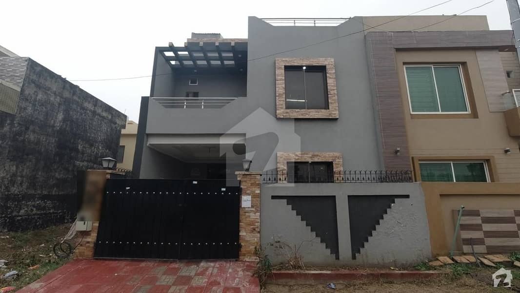 Your Dream 5 Marla House Is Available In Khayaban-e-Amin