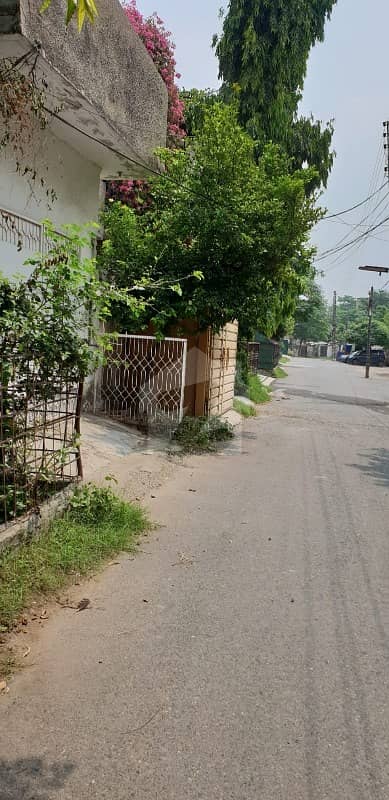مغلپورہ لاہور میں 4 کمروں کا 10 مرلہ مکان 1.8 کروڑ میں برائے فروخت۔