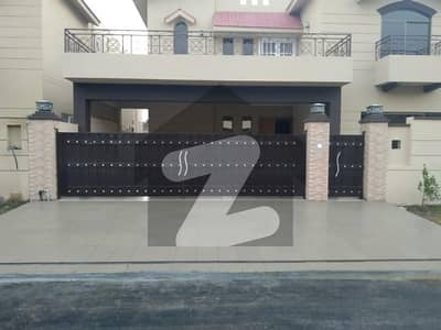 17 Marla 5 Bed Brand New House For Rent In Askari 10