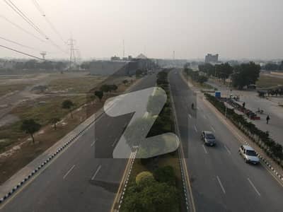 لیک سٹی - سیکٹر M7 - بلاک اے لیک سٹی ۔ سیکٹرایم ۔ 7 لیک سٹی رائیونڈ روڈ لاہور میں 7 مرلہ رہائشی پلاٹ 1.35 کروڑ میں برائے فروخت۔