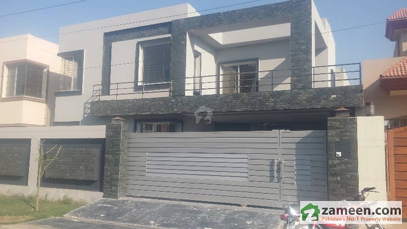 10 Marla like brand new house for rent near Allah hoo goal Chowk