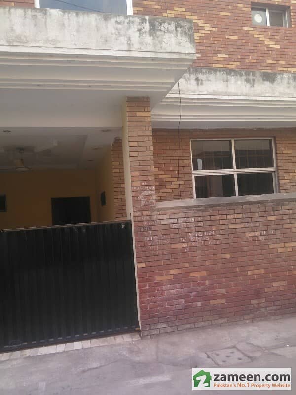 4marla house for sale in main boulevard defence