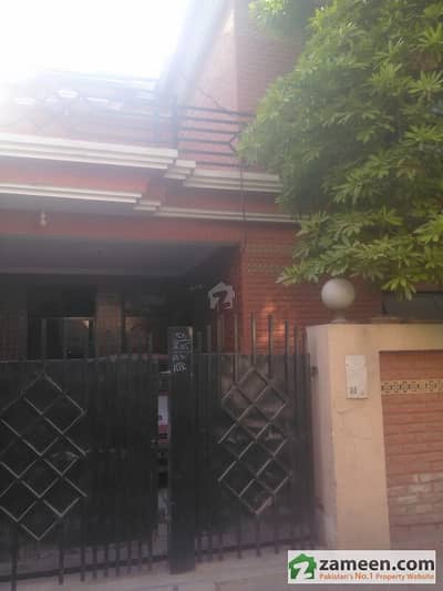 10marla house for rent in main boulevard defence