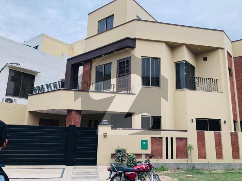 7.5 Marla Brand New House For Sale In Bahria Town Lahore