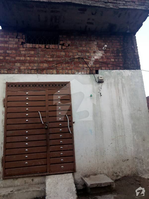 امامیہ کالونی جی ٹی روڈ لاہور میں 2 کمروں کا 4 مرلہ مکان 25 لاکھ میں برائے فروخت۔