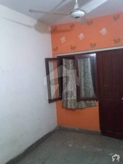 1 Room Available In Saddar Rawalpindi Near Metro Bus Station