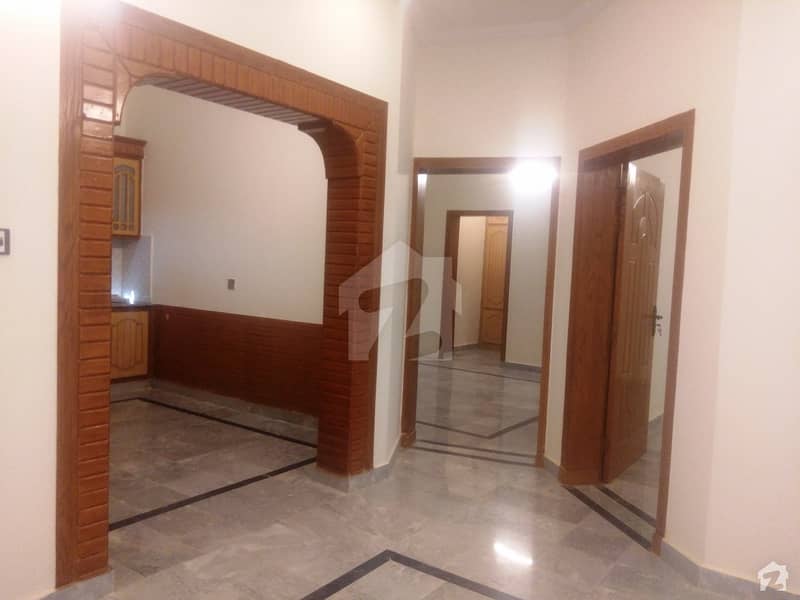 Exclusive Deal: Get Ideal House In Aslam Shaheed Road!