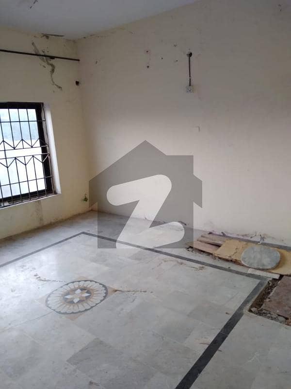 میڈیا ٹاؤن ۔ بلاک بی میڈیا ٹاؤن راولپنڈی میں 3 کمروں کا 12 مرلہ مکان 2.6 کروڑ میں برائے فروخت۔